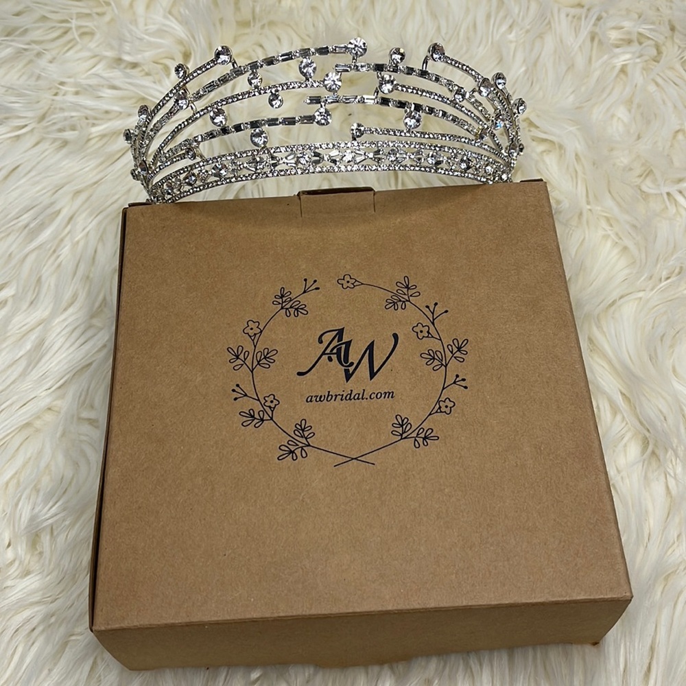 Diamond crown